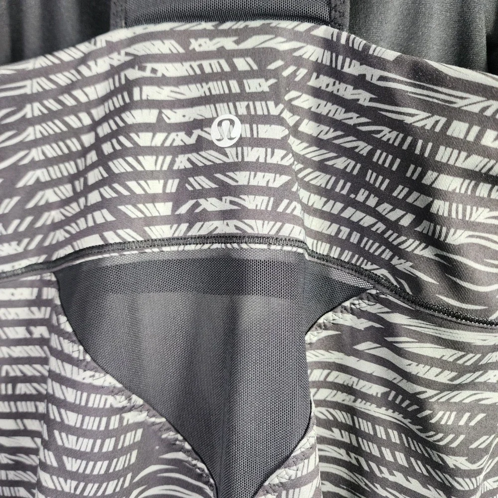Lululemon Moisture‎ Wicking Racerback Athletic Tank Top Women Size see photo